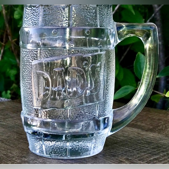 Mid Century Vintage DAD’S ROOT BEER Clear Embossed Thick Glass Barrel Mug - Picture 9 of 10
